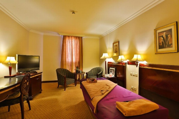 Mena Andalusia Riyadh image 31